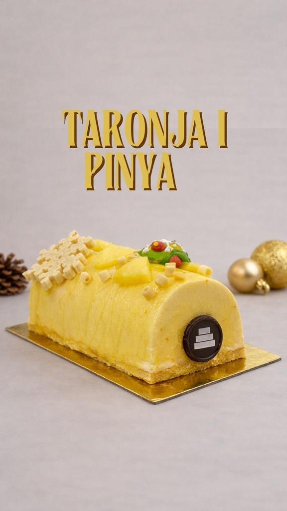 Tronc de Nadal de mousse de taronja, pinya i llima